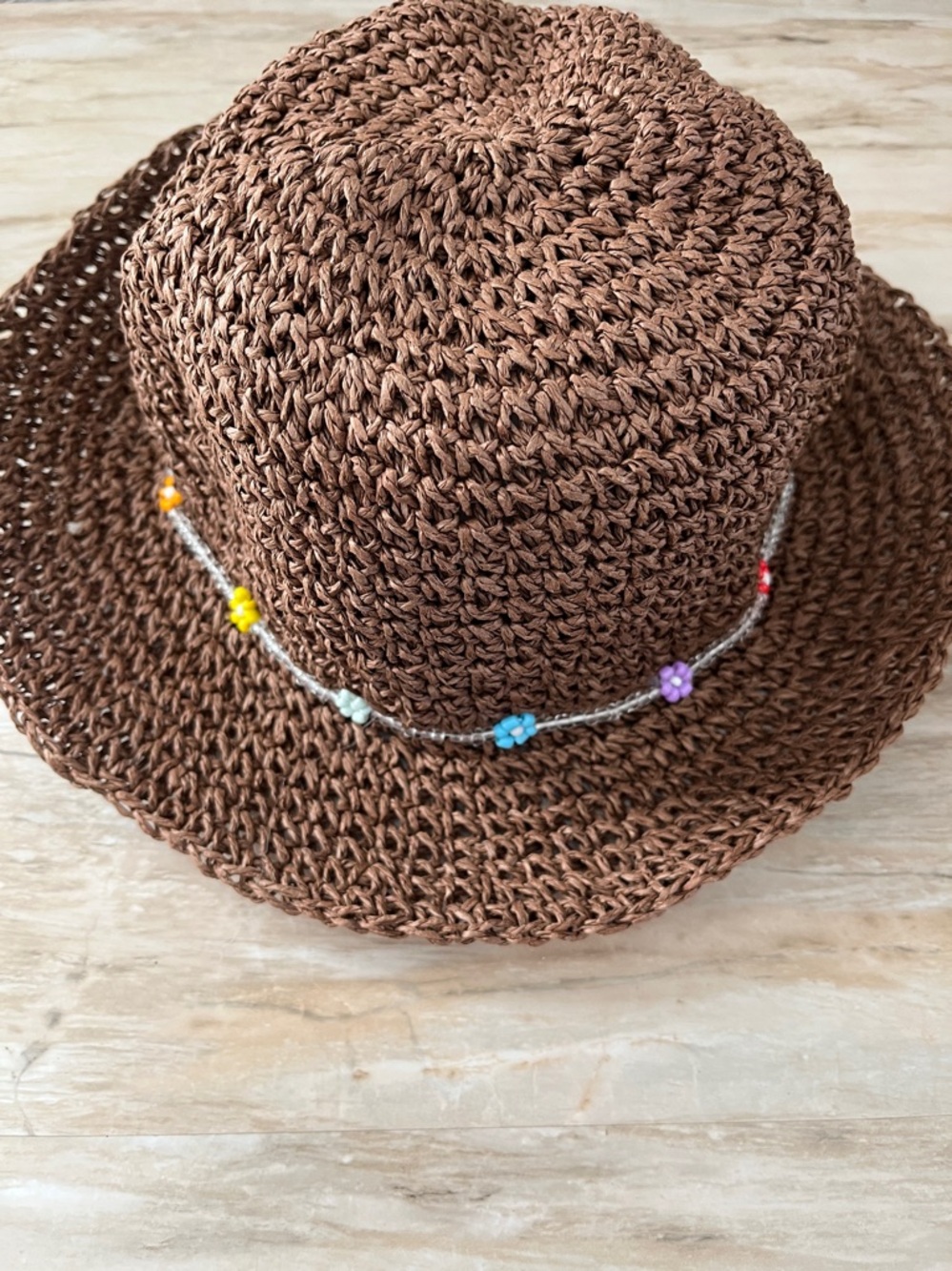 Bucket Hat brown crochet with beaded accents!
Bohemian /Hippi
OS